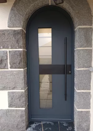 Porte d'entrée Aluminium à Saint-Brieuc – OuvertureS