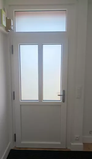 Porte d'entrée à Yffiniac – OuvertureS